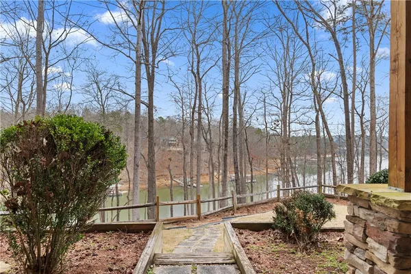 $1,000,100 | 124 South Shore Drive, Fair Play, SC 29643