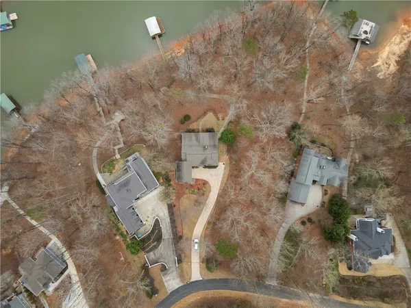 $999,000 | 124 South Shore Drive, Fair Play, SC 29643