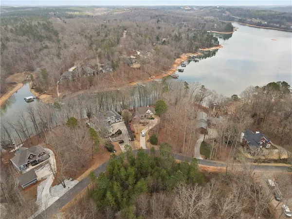 $1,000,100 | 124 South Shore Drive, Fair Play, SC 29643
