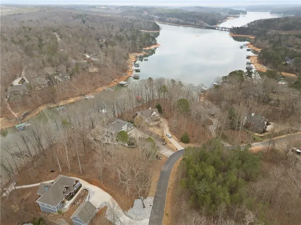 $1,000,100 | 124 South Shore Drive, Fair Play, SC 29643