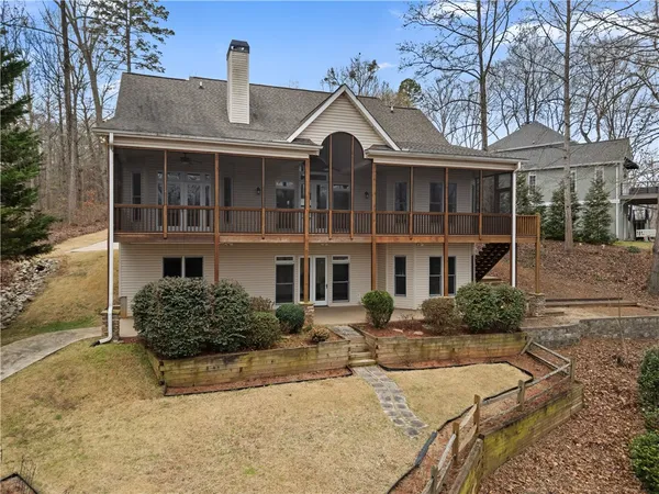 $999,000 | 124 South Shore Drive, Fair Play, SC 29643