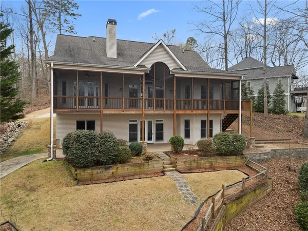 $999,000 | 124 South Shore Drive, Fair Play, SC 29643