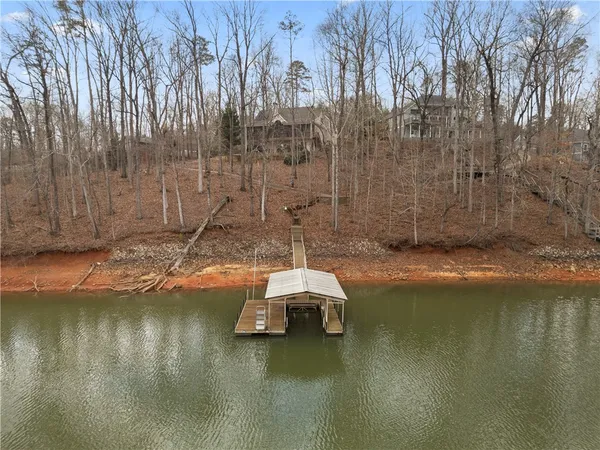$1,000,100 | 124 South Shore Drive, Fair Play, SC 29643