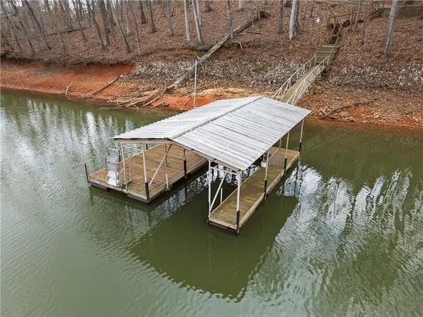 $999,000 | 124 South Shore Drive, Fair Play, SC 29643