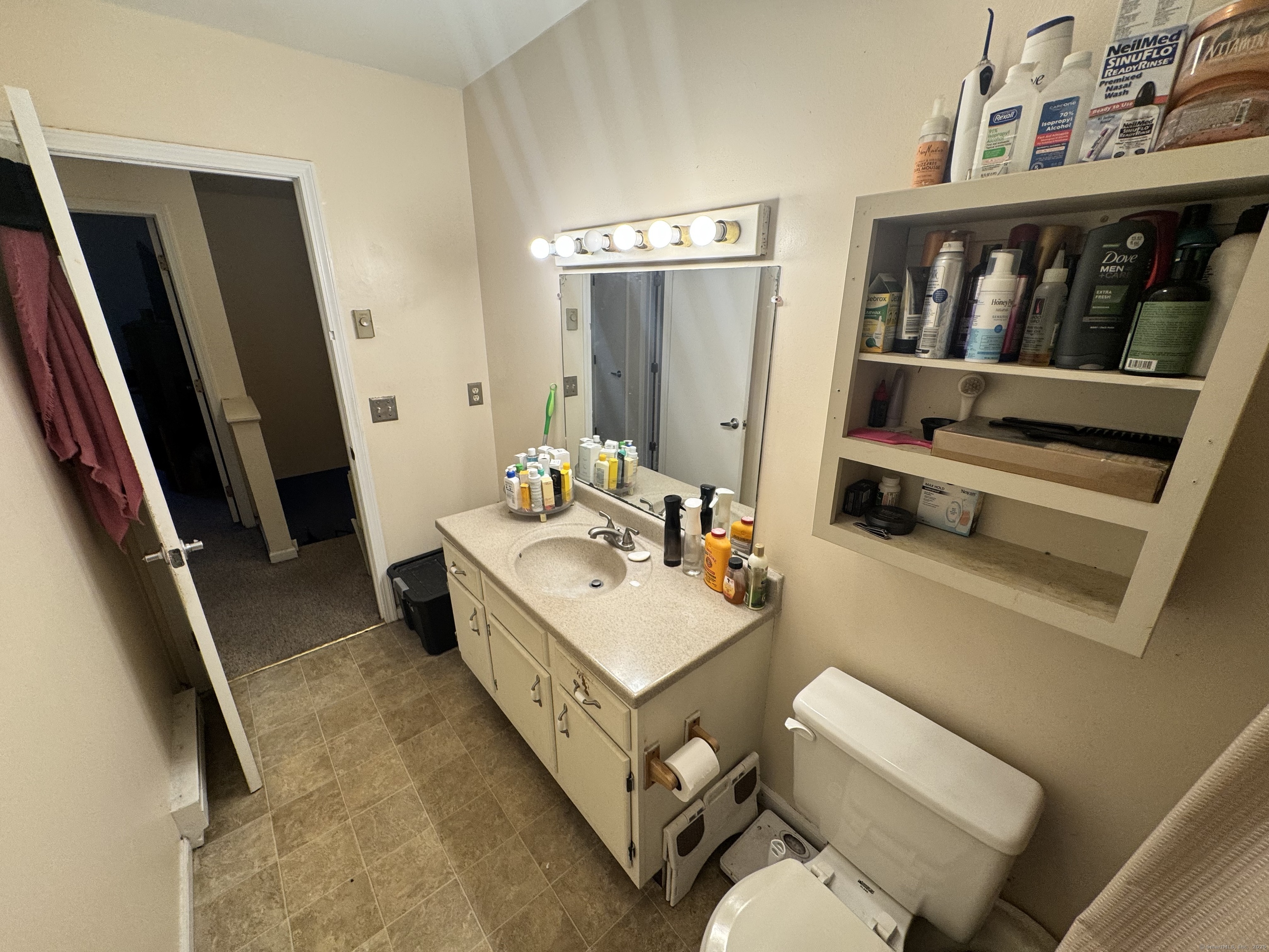 519 Scott Road, Unit 60 Waterbury, CT 06705 - Photo 22 of 31