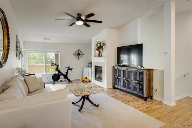 $2,300 | 14111 Sun Blaze Loop, Unit C, Broomfield, CO 80023