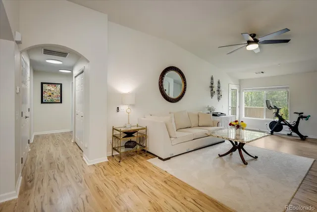 $2,300 | 14111 Sun Blaze Loop, Unit C, Broomfield, CO 80023