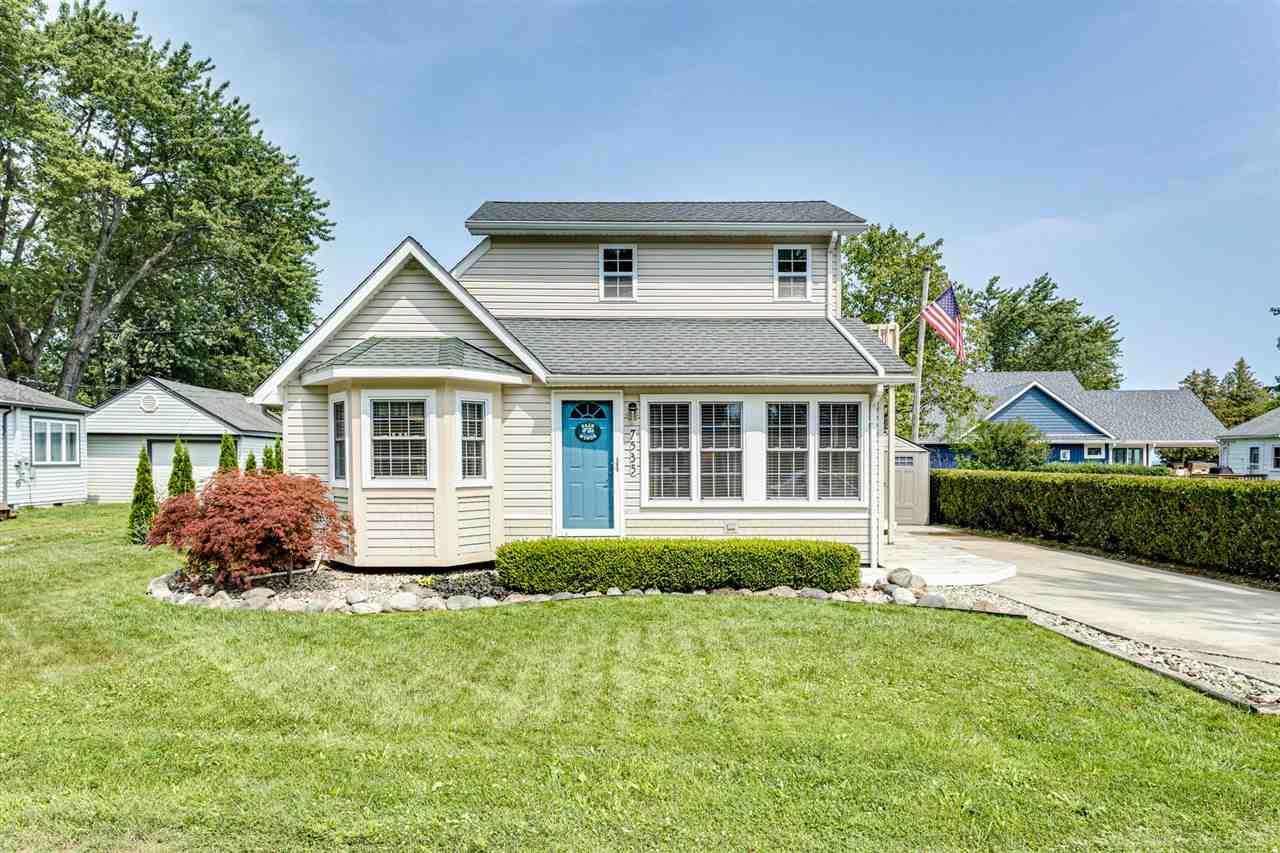 7535 Elmwood Road Lexington, MI 48450 - Photo 3 of 38 50052718-2.JPG