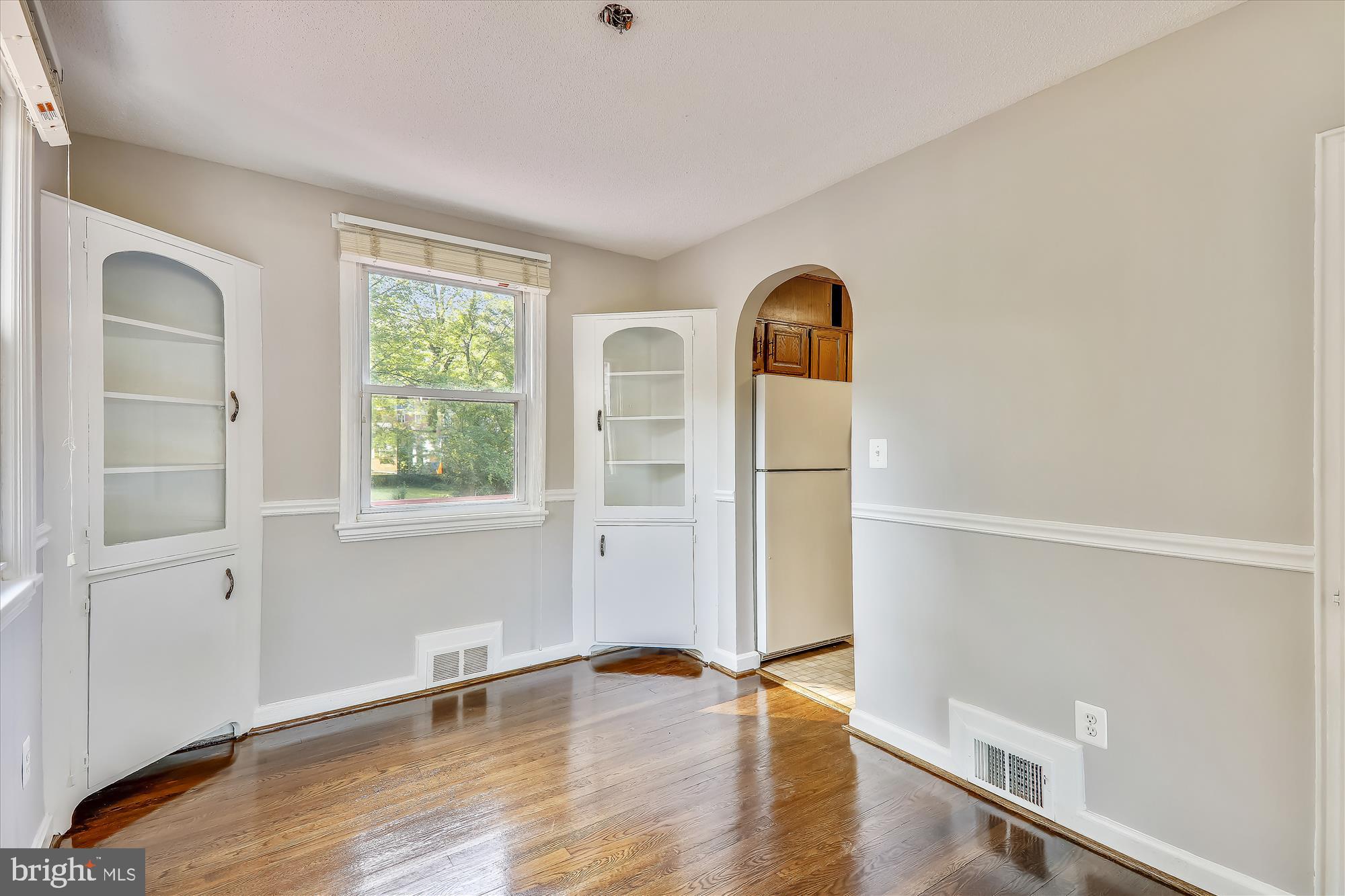 9237 Riggs Road Adelphi, MD 20783 - Photo 8 of 57 Dining Room