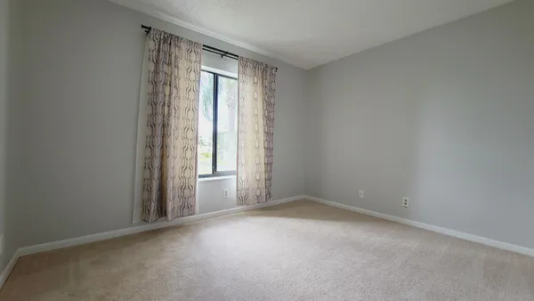 $1,999 | 1109 Green Pine Boulevard, Unit B2, West Palm Beach, FL 33409