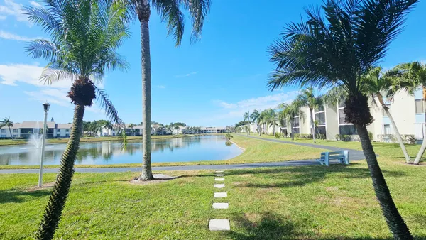 $1,999 | 1109 Green Pine Boulevard, Unit B2, West Palm Beach, FL 33409