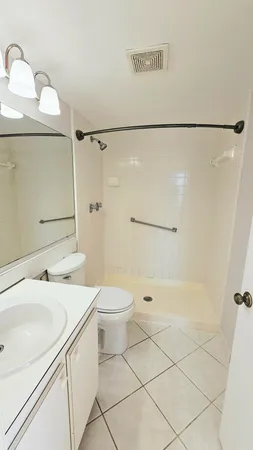$1,999 | 1109 Green Pine Boulevard, Unit B2, West Palm Beach, FL 33409