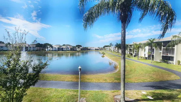 $1,999 | 1109 Green Pine Boulevard, Unit B2, West Palm Beach, FL 33409