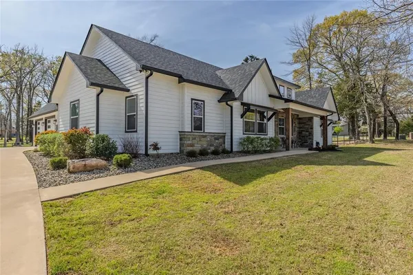 $591,000 | 222 Rs County Road 4269, Emory, TX 75440