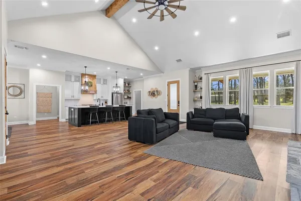 $591,000 | 222 Rs County Road 4269, Emory, TX 75440