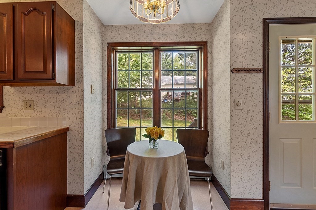 18 Cedar Road Littleton, MA 01460 - Photo 6 of 31 Gallery Image 6