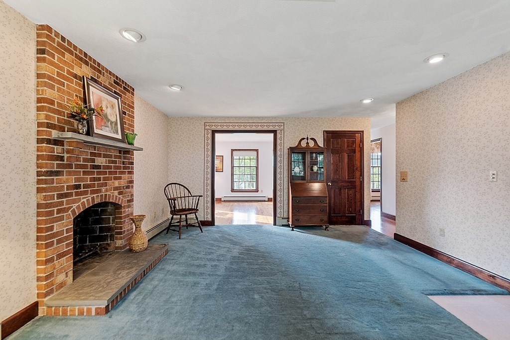 18 Cedar Road Littleton, MA 01460 - Photo 8 of 31 Gallery Image 8