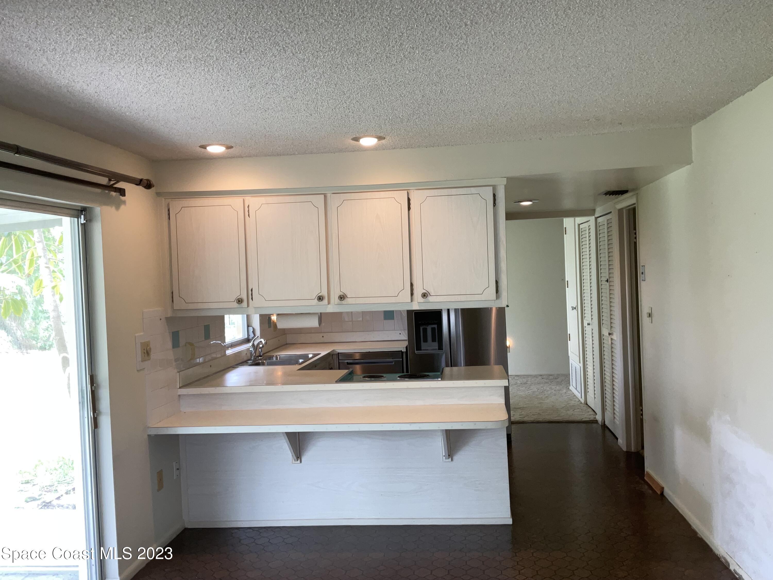 918 Kings Post Road Rockledge, FL 32955 - Photo 3 of 21 IMG_2502