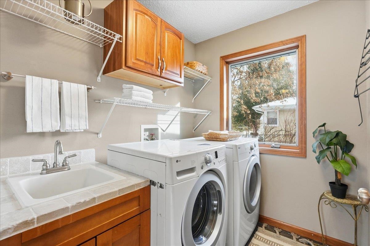 4634 Keating Terrace Madison, WI 53711 - Photo 20 of 41