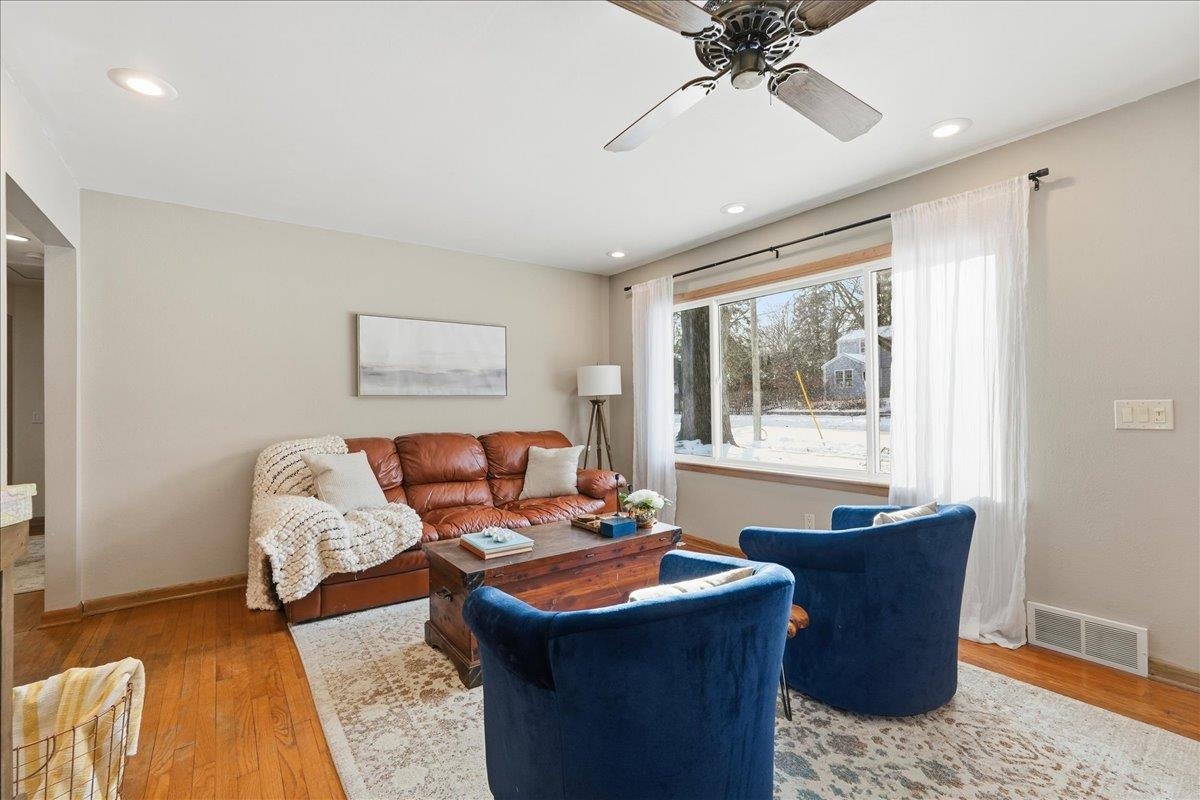 4634 Keating Terrace Madison, WI 53711 - Photo 10 of 41