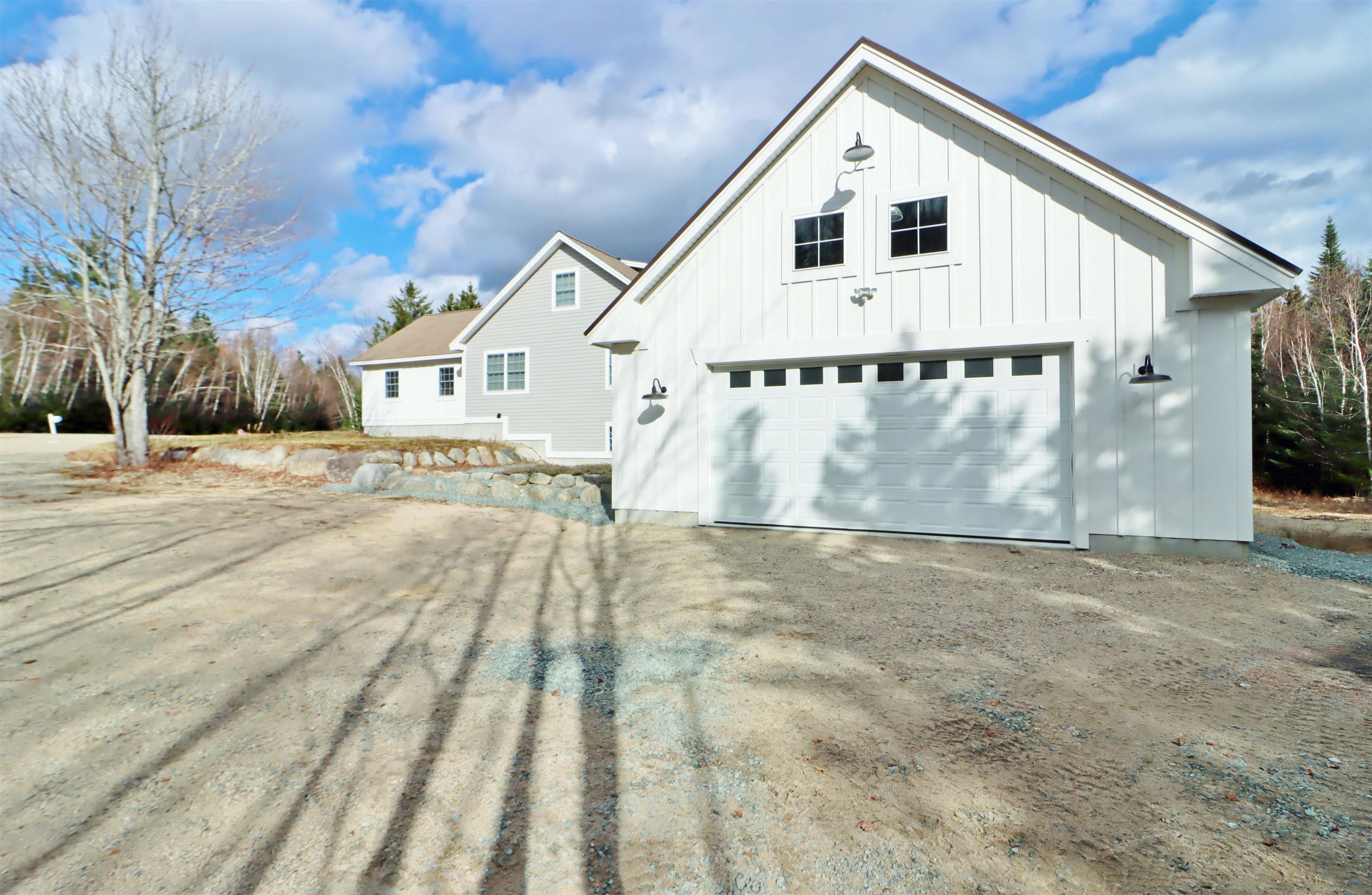 27 Fieldstone Road Gorham, NH 03581 - Photo 2 of 29