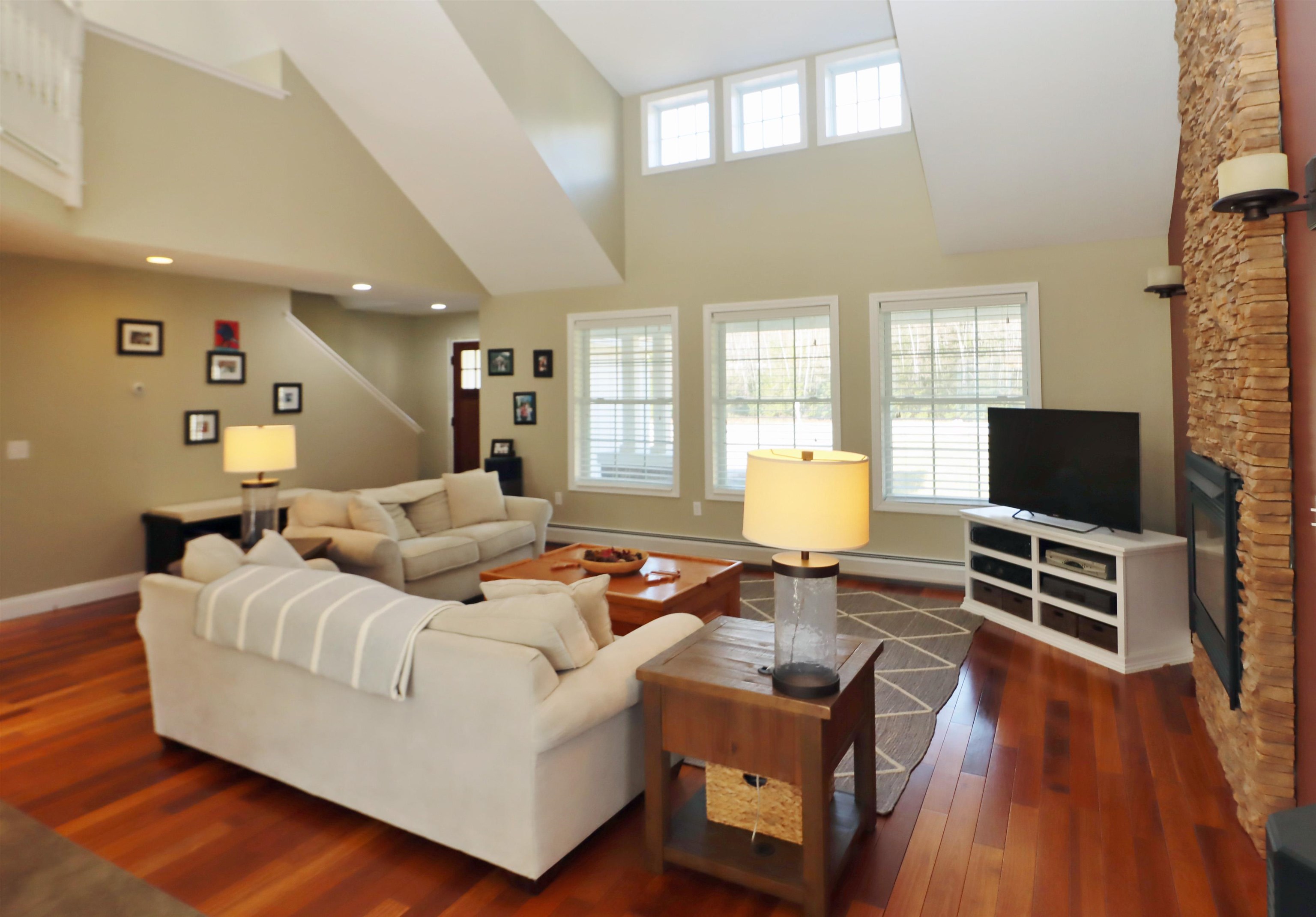 27 Fieldstone Road Gorham, NH 03581 - Photo 5 of 29