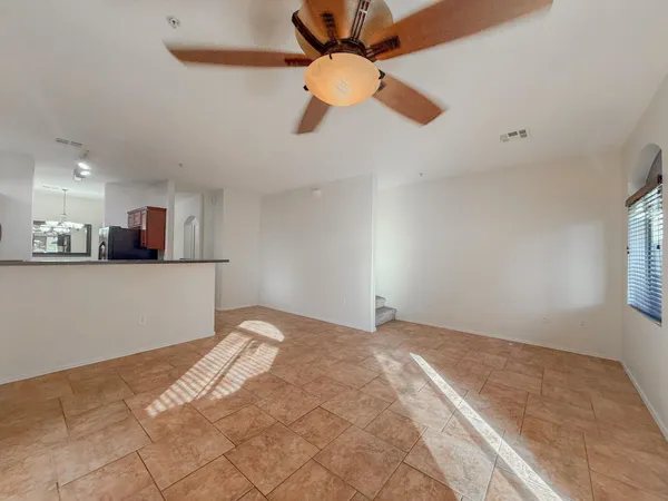$1,899 | 2150 West Alameda Road, Unit 1063, Phoenix, AZ 85085