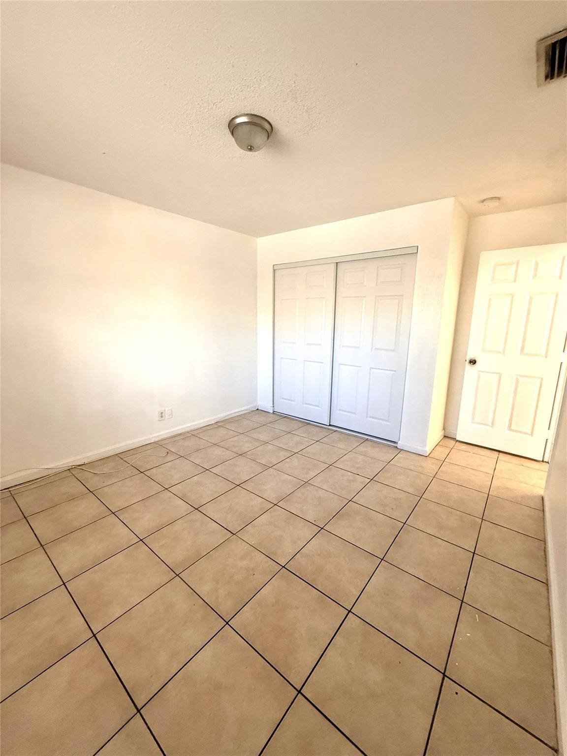2721 Avenue South, Unit D4 Riviera Beach, FL 33404 - Photo 13 of 19 Photo 13