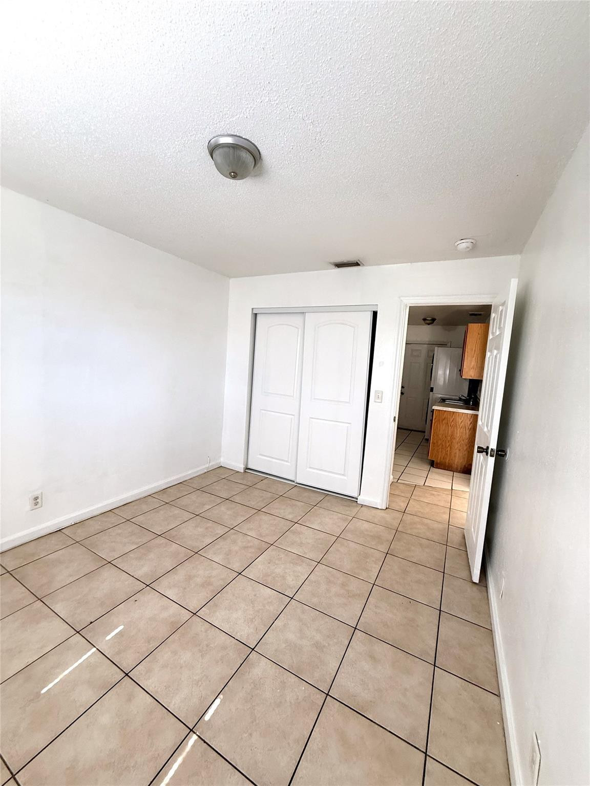 2721 Avenue South, Unit D4 Riviera Beach, FL 33404 - Photo 17 of 19 Photo 17