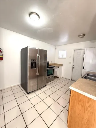 $1,750 | 2721 Avenue South, Unit D4, Riviera Beach, FL 33404