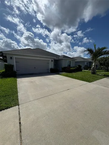 $310,000 | 425 St Georges Circle, Eagle Lake, FL 33839