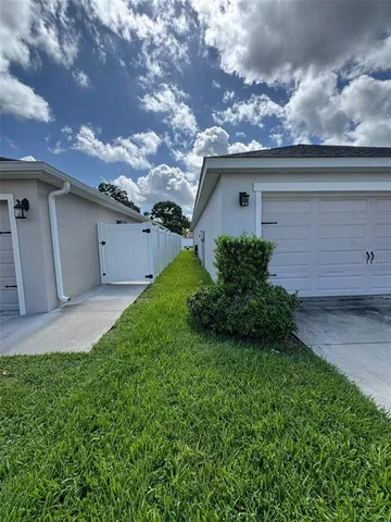 $310,000 | 425 St Georges Circle, Eagle Lake, FL 33839