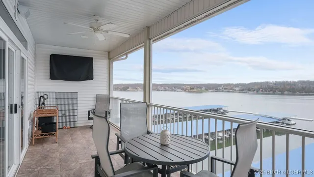 $1,050,000 | 5450 Christopher Drive, Unit 243, Osage Beach, MO 65065