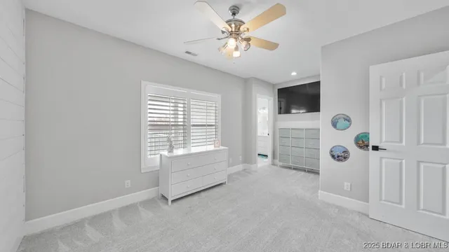 $1,050,000 | 5450 Christopher Drive, Unit 243, Osage Beach, MO 65065