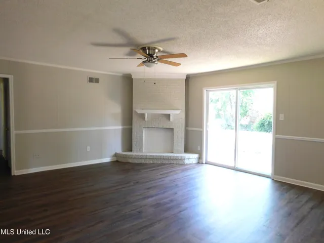 $1,295 | 6510 Heather Road, Horn Lake, MS 38637