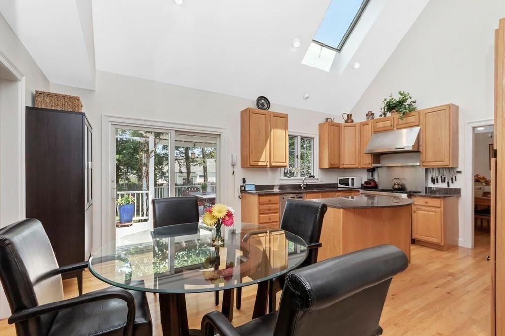 23 Hanson Road Newton, MA 02459 - Photo 12 of 36 Gallery Image 12