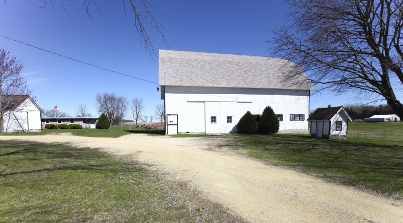 3968 Hunter Road Poplar Grove, IL 61065 - Photo 3 of 25 a view of a house with a yard