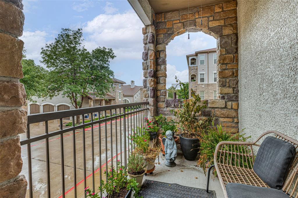 610 Via Ravello, Unit 212 Irving, TX 75039 - Photo 17 of 19 Gallery Image 17