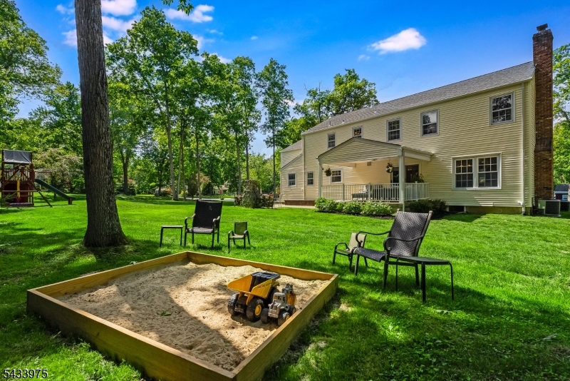54 Dean Road Mendham, NJ 07945 - Photo 24 of 31