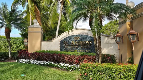 $2,000 | 8040 North Nob Hill Road, Unit 303, Tamarac, FL 33321