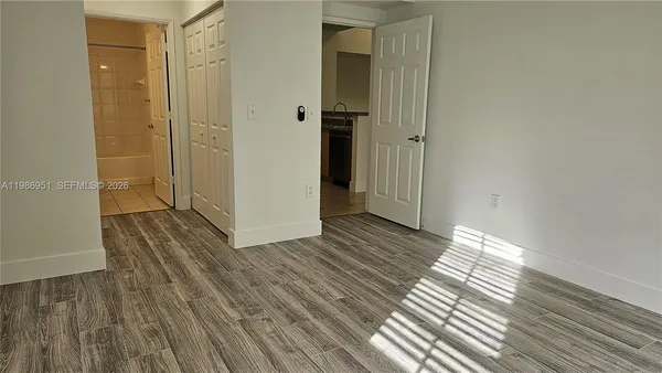 $2,000 | 8040 North Nob Hill Road, Unit 303, Tamarac, FL 33321