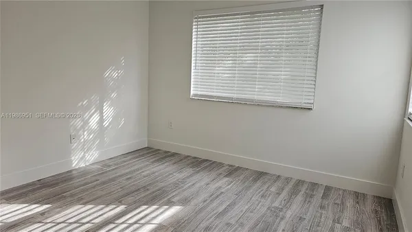 $2,000 | 8040 North Nob Hill Road, Unit 303, Tamarac, FL 33321