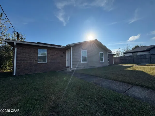 $1,075 | 4006 East 11th Street, Unit D, Panama City, FL 32404