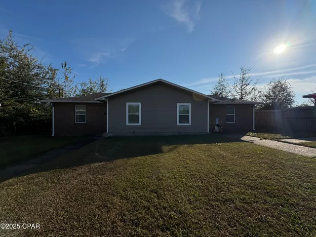 $1,050 | 4006 East 11th Street, Unit D, Panama City, FL 32404