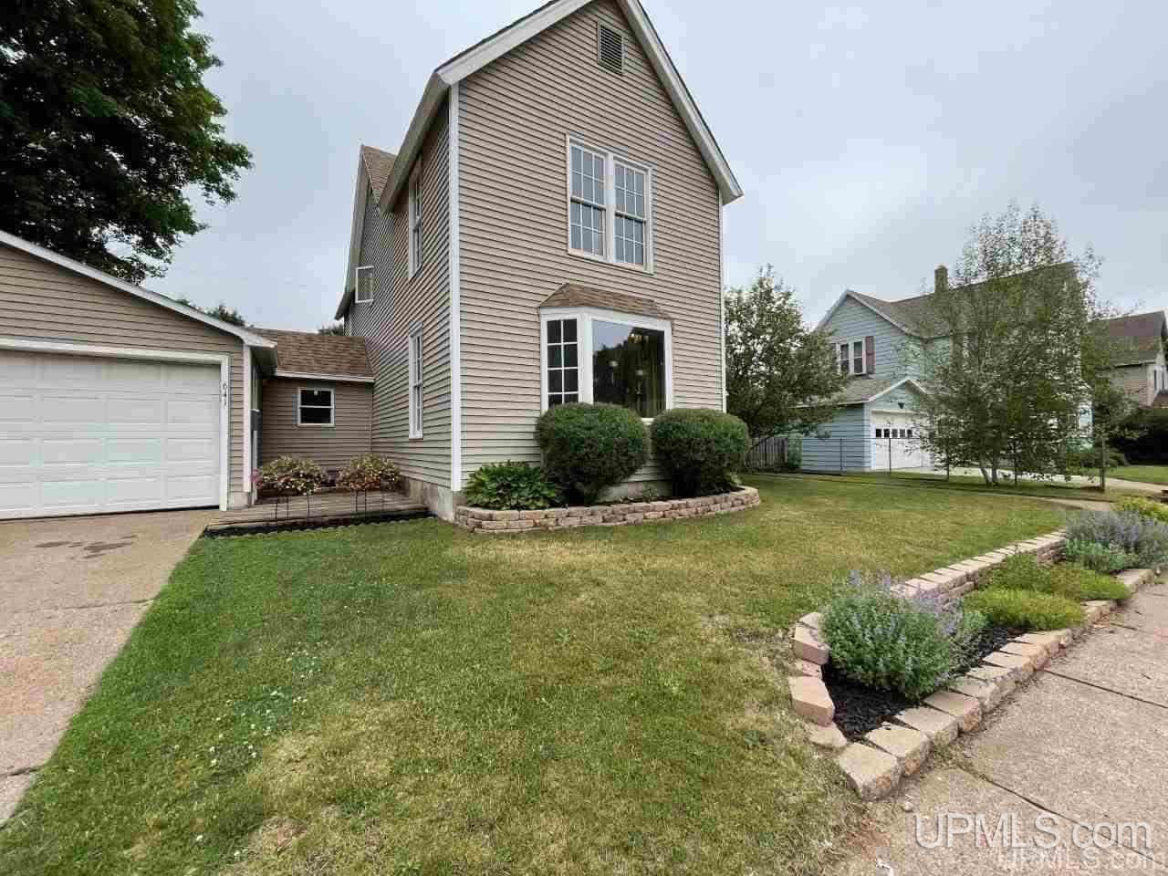 641 Wabash Street Ishpeming, MI 49849 - Photo 2 of 46 Gallery Image 2