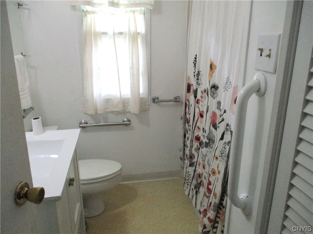 208 Eureka Drive Manlius, NY 13104 - Photo 18 of 21