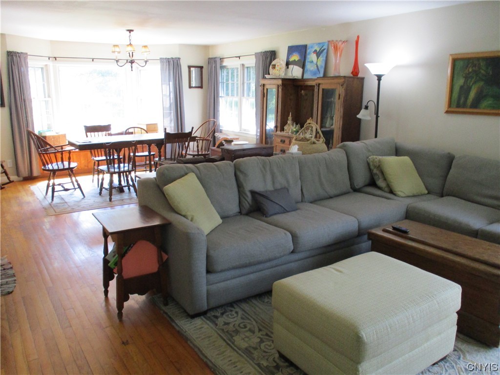 208 Eureka Drive Manlius, NY 13104 - Photo 8 of 21