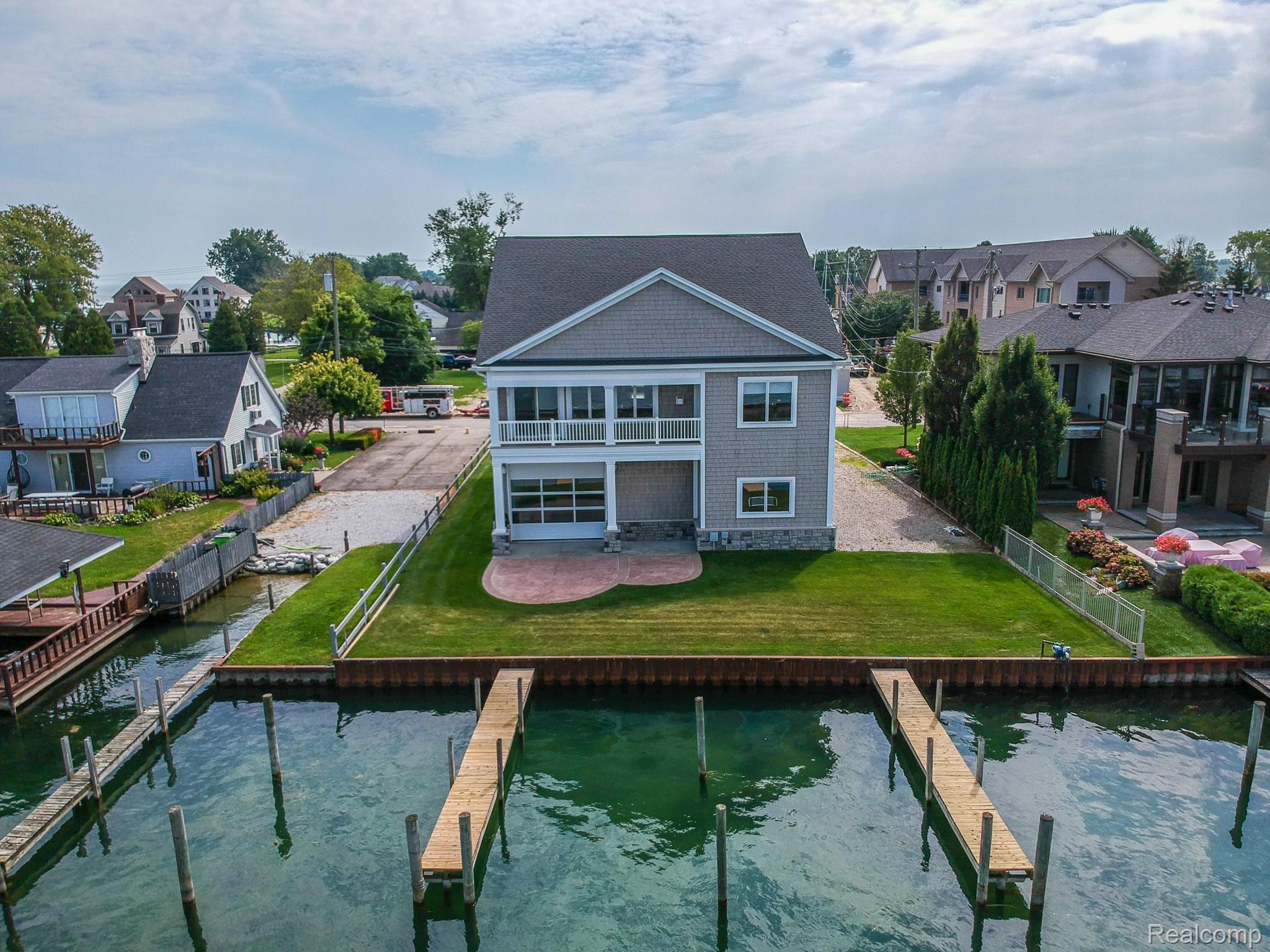 32171 North River Road Harrison Township, MI 48045 - Photo 6 of 52 Back of house 3.jpg
