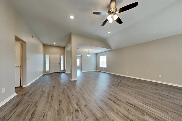 $2,045 | 10218 Black Forest Court, Conroe, TX 77385