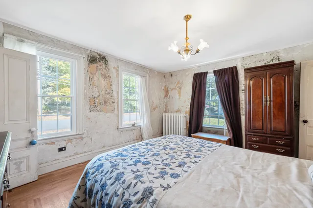 $349,000 | Undisclosed Address, Thomaston, ME 04861